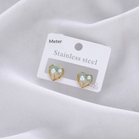 Nouveauté 2026 – Boucles d'oreilles clous en acier inoxydable style perle de Hong Kong, luxe léger, tendance, simples et polyvalentes