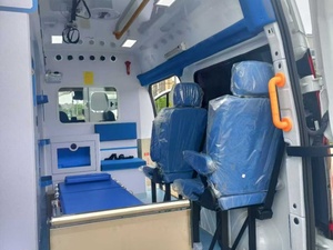 Ambulance à conduite à droite Foton neuve 4x2 diesel manuelle pour le transfert d'urgence de patients à prix abordable - Product Image 4