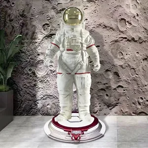 Fabriek Op Maat Gemaakte Hoge Kwaliteit Outdoor Sculptuur Grote Glasvezel Astronaut Standbeeld Winkelcentrum Ornamenten Te Koop