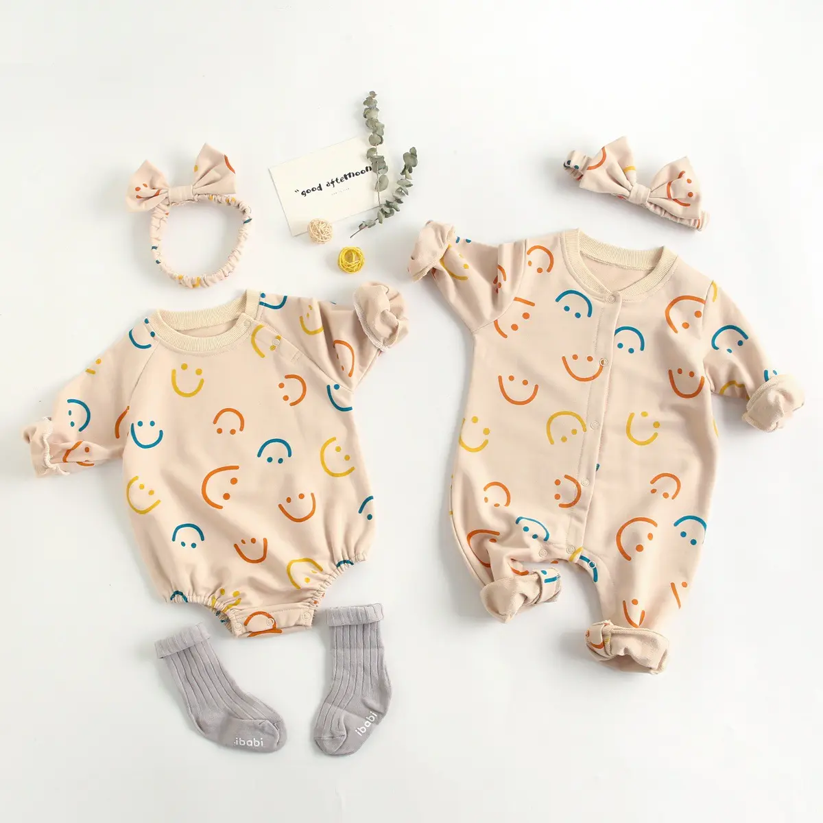 Customized Wholesale Brand Smile Design Organic Cotton Bamboo With Spandex Baby Girl Bodysuit Matching With Baby Romper