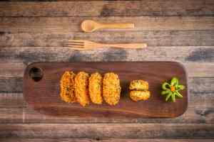 Kroket Ubi Jalar & Wortel Renyah Beku Tsukiji, Sudah Difrit dan Siap Masak untuk Air Fryer, Kemasan 30g, Umur Simpan 18 Bulan - Product Image 5