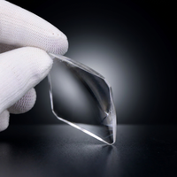 Lentille optique personnalisée de haute précision à bords coupés, lentille plano-convexe de forme carrée, revêtement AR multi-bandes, 30 50 60 mm