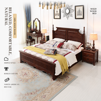 Lit double en bois massif de chêne rouge et pin de Nouvelle-Zélande, style colonne romaine moderne simplifiée, haute densité, pour chambre d'hôtel
