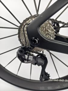 Vélo de route <span class=keywords><strong>Twitter</strong></span> de style le plus récent R18 entièrement en carbone avec groupe Ultegra R8170 Di2 sans fil, freins à disque 700c, vélo de course - Product Image 6