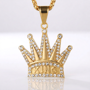 Collier pendentif couronne en acier inoxydable plaqué or avec breloque roi incrustée, chaîne à maillons, bijoux hip-hop - Product Image 1