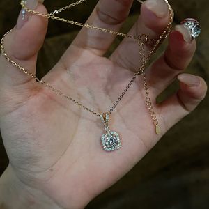 Collar de Plata de Ley S925 con Circonita, Clásico, Minimalista y Exquisito para Mujer, Diseño Versátil de Alta Gama - Product Image 1
