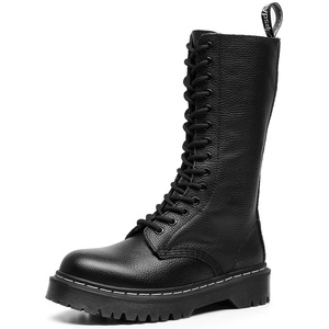 Botas de moto de caña alta con patrón de lichi para mujer, con 14 perforaciones, botines cortos de cuero de primera calidad estilo inglés para hombre y mujer, punta redonda - Product Image 1