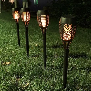 Lampe torche solaire décorative pour extérieur, jardin, paysage, avec éclairage LED nocturne pour cour et allée - Product Image 3