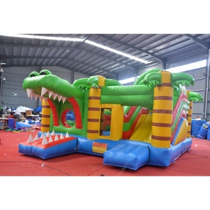Gran <span class=keywords><strong>castillo</strong></span> inflable comercial para exteriores, trampolín hinchable con temática de animales de la jungla para niños de 5 años con tobogán estilo cocodrilo - Product Image 1