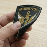 Patch en PVC Caoutchouc 3D Gaufré Personnalisé de Haute Qualité, Écologique et Durable, Motif Fleur Cœur, pour Sac à Dos de Randonnée et Équipement d'Extérieur