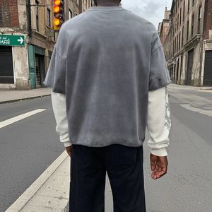 T-shirt streetwear à épaules tombantes, design gaufré, imprimé délavé à l'acide, t-shirt surdimensionné délavé, double couche, manches longues - Product Image 2
