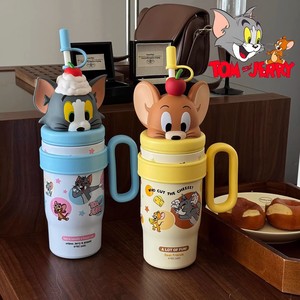 Botella de agua aislada Tom y Jerry de 500 ml con pajita, vaso de viaje para todas las edades - Product Image 1