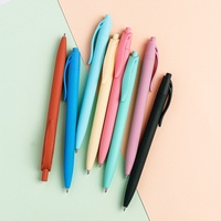 Stylo bille à pression en plastique avec colle en spray, 1,0 mm, couleur macaron, nouveauté bonbon, cadeau d'hôtel, modèle FQ201, logo personnalisé, en stock