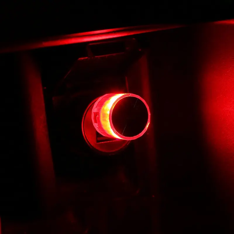ไฟภายในรถบรรยากาศโรแมนติก USB ไฟ LED ตกแต่งขนาดเล็ก 5V ปลั๊กแอนด์เพลย์กระพริบสีสันสดใส