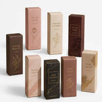 Boîtes d'emballage en carton kraft de luxe, petites, colorées, écologiques, recyclables, personnalisées en gros, pour produits de maquillage, de soin du visage et de parfum.