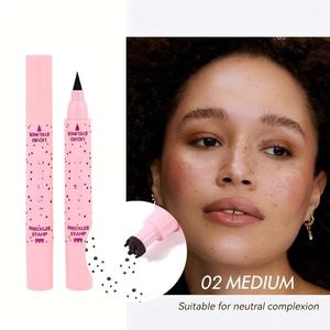 Stylo de maquillage liquide pour les yeux, personnalisable avec votre logo, séchage rapide, points, imperméable, certifié CE, hautement pigmenté, végétalien, tampon pour les taches de rousseur - Product Image 4