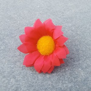Fleur artificielle de tournesol en soie rouge de 6,5 cm pour la décoration de la maison, accessoires de mariage, style nordique - Product Image 1