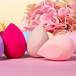 Juego de Dos Esponjas de Maquillaje Súper Suaves, Sin Polvo, en Forma de Huevo, de Doble Uso (Húmedo/Seco), Sin Látex, en Caja con Forma de Corazón - Product Image 6