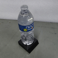 Présentoir léger et moderne en acrylique transparent pour trophées et bouteilles d'eau, personnalisé, écologique, recyclable et de luxe, pour utilisation directe