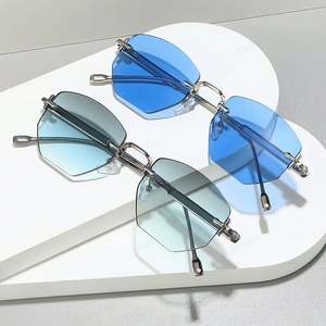 Lunettes de soleil rétro en alliage 2025 personnalisables avec logo, sans monture, polygone, UV400, pour hommes et femmes - Product Image 2