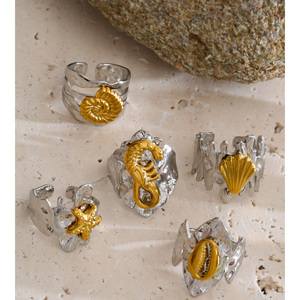 Anelli JINYOU 4589 in acciaio inossidabile bicolore oro e argento, a tema nautico oceano, con conchiglie e stelle marine irregolari. - Product Image 4