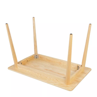 Table à manger en bois massif de grain naturel pour la cuisine
