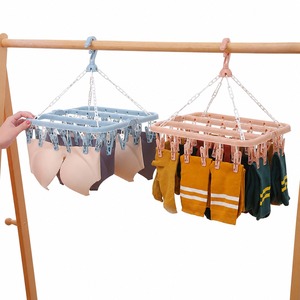 Séchoir à linge pliable à 32 pinces en plastique, étendoir à chaussettes coupe-vent pour salle de bain - Product Image 2