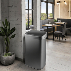 <span class=keywords><strong>Cubo</strong></span> de <span class=keywords><strong>Basura</strong></span> de Acero Inoxidable de <span class=keywords><strong>40L</strong></span> con Sensor de Inducción y Tapa para Cocina y Hogar, Color Negro - Product Image 6