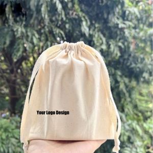 Vente en gros de petites pochettes cadeaux en coton avec cordon de serrage, sacs en tissu de coton doux personnalisés, anti-poussière, pour l'emballage de bijoux et de cadeaux - Product Image 4