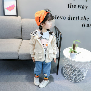 Productos para Exteriores Shanghai: Camisetas de Dibujos Animados para Niñas, Jeans, Tops y Sudaderas con Cremallera Personalizadas de Ropa al por Mayor - Product Image 2