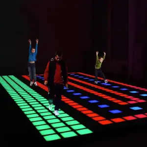 제조업체 활성 게임 라이트 업 RGB 장식 인터랙티브 Led 댄스 플로어 라이트 아이