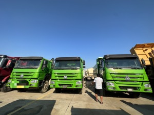 Camión volquete de ruedas Sinotruk Howo 40Ton 6*4 10 usado - Product Image 6