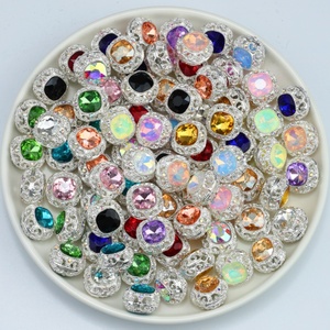 Venta al por mayor de aleación de alta calidad Chapado en plata cuentas de fantasía Diy pulsera cuentas sueltas - Product Image 1