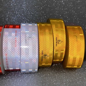 3-5 años 2 pulgadas <span class=keywords><strong>Reflector</strong></span> amarillo <span class=keywords><strong>Reflector</strong></span> Seguridad Radium Roll ECE Retro Cinta Reflectiva Cinta reflectante - Product Image 6