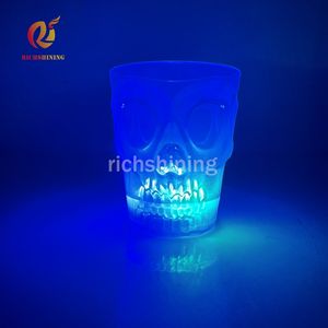 Richshining Offre Spéciale 14oz Halloween Party LED Tasse Liquide Activé Lumière Tasse Tasse Crâne Forme Clignotant Tasse pour Bar Party - Product Image 6