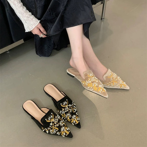 Sandalias de Verano 2026, Nuevo Estilo, con Flores Bordadas, Punta Cubierta, Medias Pantuflas, Transpirables, Ligeras, de Terciopelo - Product Image 4