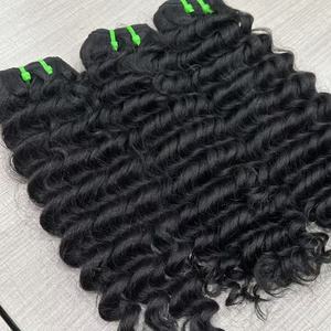 Pronte per la Spedizione: Extension di Capelli Ricci Indiani e Birmani, Ondulati Profondi, Fasci di Capelli Vietnamiti da 26 Pollici per Intrecciatura - Product Image 3