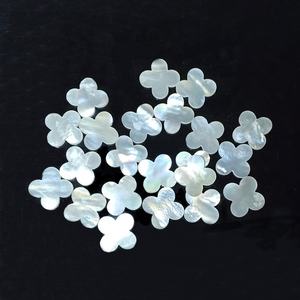Madreperla <span class=keywords><strong>pietra</strong></span> di trifoglio di alta qualità colore bianco madreperla conchiglia naturale quadrifoglio di <span class=keywords><strong>pietra</strong></span> - Product Image 3