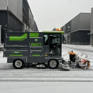 Balayeuses électriques Fresh Designs avec larges bandes de nettoyage pour routes publiques et aires de stationnement – Machine de balayage routier - Product Image 1