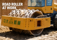 Rouleau Vibratoire de Marque Chinoise Renommée YZ36KAG4, Excitation 800 KN, Mécanisme à Cames, Variateur Continu pour le Compactage de Roches de Barrage