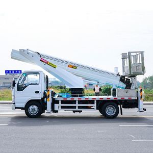 Camion nacelle Isuzu 100P 20m à 4 sections pour l'entretien des éclairages publics, marque Blue Label - Product Image 5