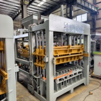 Machine à mouler les briques creuses entièrement automatique Zhongke QT5-15, une machine à briques de pavage la plus vendue au monde