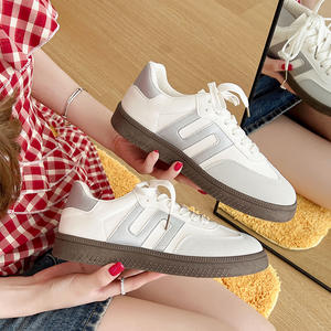 American-style Vintage Breathable Anti-slip Lace-up Religious Shoes Women Suitable Autumn Versatile Comfortable Casual Sneakers - Product Image 2