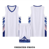 Setelan Baju Basket Musim Panas Desain Terbaru Bahan Polyester 100% Bernapas Cepat Kering Berkualitas Tinggi Warna dan Logo Dapat Disesuaikan Pria