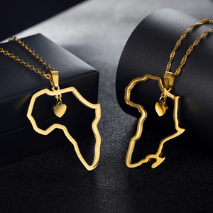 Collana con Ciondolo Personalizzato a Forma <span class=keywords><strong>di</strong></span> Croce e Cuore in Acciaio Inossidabile Placcato Oro 18k con Mappa dell'Africa per Uomo e <span class=keywords><strong>Donna</strong></span> - Product Image 1