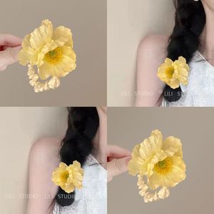 ที่คาดผมดอกไม้สไตล์ใหม่ ผ้าเนื้อดี คุณภาพสูง ประดับผมดอกลีลาวดี สำหรับผู้หญิง - Product Image 5