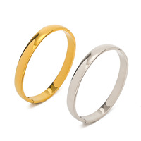 Bracelet élégant et simple pour femme en acier inoxydable plaqué or avec fermoir sphérique poli à la main, sensation haut de gamme