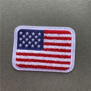Patch brodé en chenille personnalisé, prix de gros, tissu durable, idéal pour la broderie thermocollante sur vêtements - Product Image 2