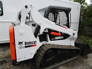 Cargador de Dirección Deslizante T590 Usado, Modelo 2023, Excelente Estado, Amarillo, Motor y Rodamientos de 49.2 kW, Uso Comercial, en Venta - Product Image 3