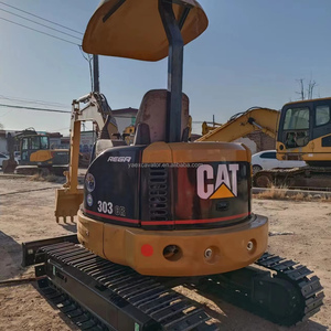 Mini-excavatrice CAT 303CR de 3 tonnes, peu d'heures de fonctionnement, avec cabine ouverte, petite pelle sur chenilles pour travaux de construction, à vendre. - Product Image 5